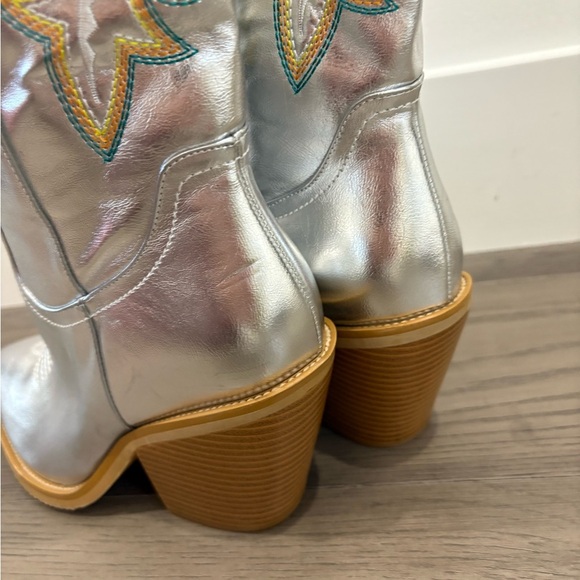 Metallic Western Knee High Cowgirl Boots Silver with Embroidery Women Size 7 & 6 - Picture 10 of 14